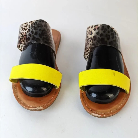 Double Straps Neon Yellow Slides - 8 - Picture 7 of 7